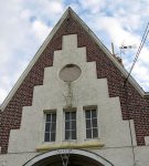 Фронтон фото.