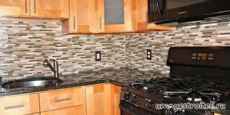 Фартук на кухне из плитки мозаики + фото