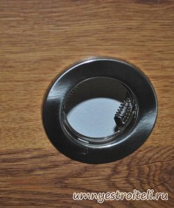 Как крепить ламинат к потолку