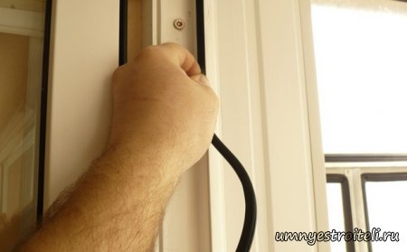 Уплотнитель на окна и двери