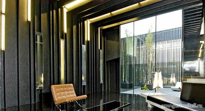 Как клеить стеклообои на потолок и стены