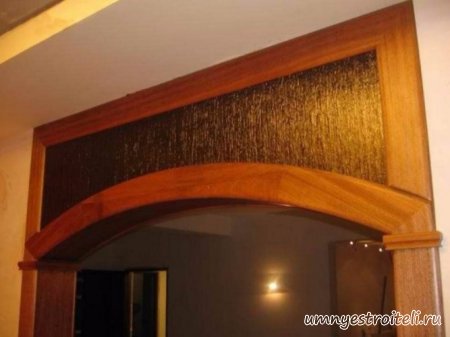 Фрамуга над межкомнатной дверью