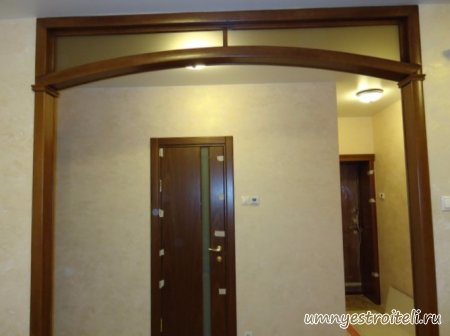 Фрамуга в межкомнатной арке