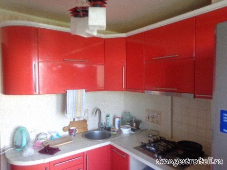 Отремонтировали кухню и собрали мебель