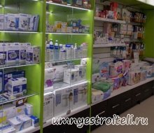 Освещение витрин в аптеке