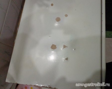 Испортилась тумбочка или стол в ванной и требует ремонта