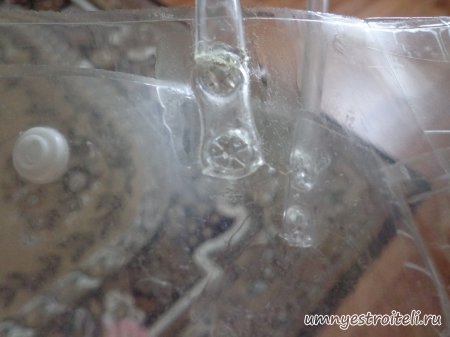 Клей десмоколл оттирается растворителем