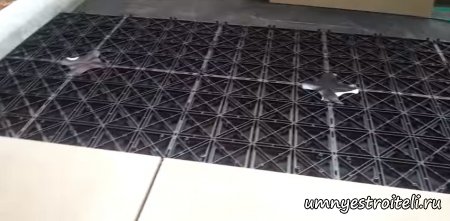 Укладка плитки без клея