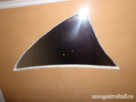 Трёх ярусный потолок из гипсокартона - нулевой ярус из зеркала