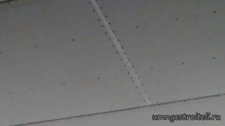 количество саморезов для крепления гипсокартона на потолок