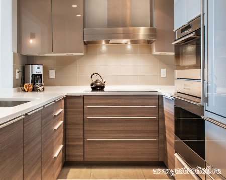 Дизайн маленькой кухни 21