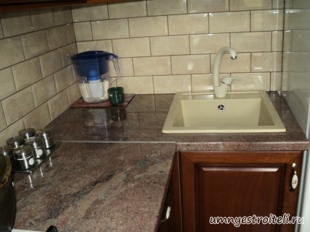 Дизайн маленькой кухни 15