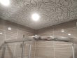 установили натяжной потолок в пристройке