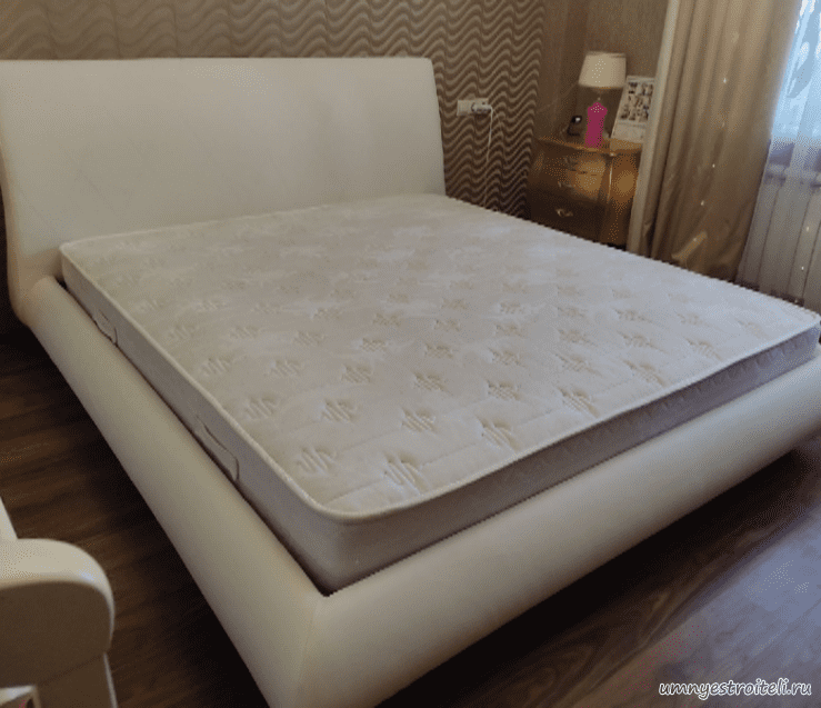 Перетяжка кровати в ткань лира экокожа