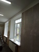 9 Поклейка обоев на стены школа Донецк вид 4 с окнами