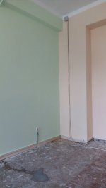 Покраска стен в школе Донецк 2022