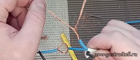 Скрутка провода при врезке в проложенный провод без разрыва
