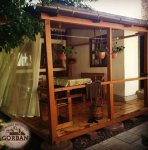 Беседка веранда из натурального дерева