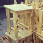 Табуретки из натурального дерева