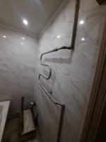 Капитальный ремонт ванной в Донецке стены плитка, пол плитка, потолок пластик