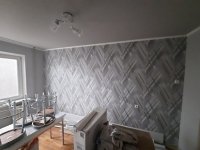 Капитальный ремонт помещения зал в Донецке стены обои, потолок гипсокартон, пол ламинат